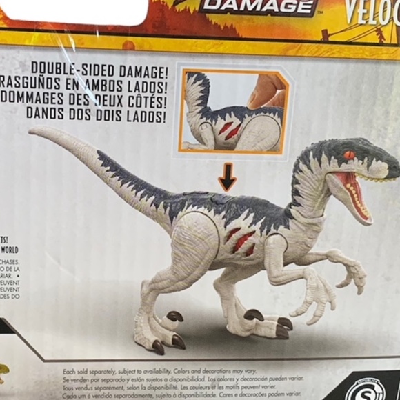 Jurassic World Velociraptor Extreme Damage Figure - Picture 3 of 4